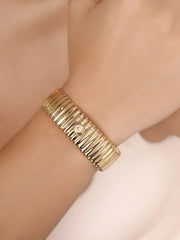 Ribbed Crystal Cuff
