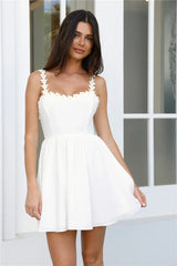 Delicate Daisy Mini Dress White