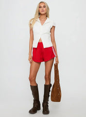 Borderline Track Short Red / White